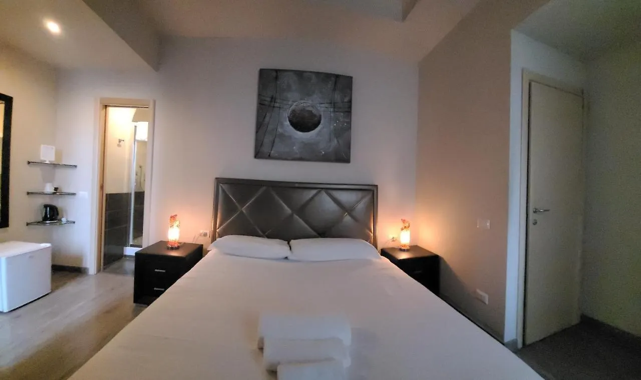 Romantic Dreams Sistina Guest House 0*, ローマ イタリア